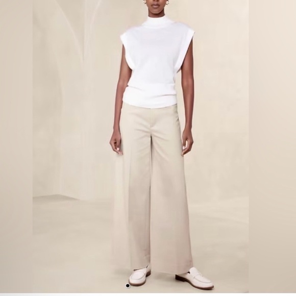 Banana Republic Factory Pants - Elegant Banana Republic Factory Cream Wide Leg Mid-Rise Cotton Pants-2(S)